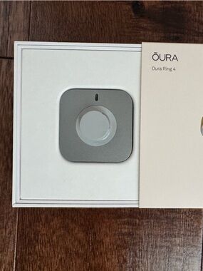 ŌURA Ring 4 Charger Sz 10